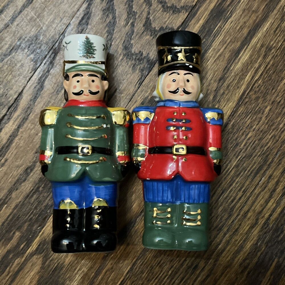 Spode Christmas Tree Nutcracker Salt & Pepper Shakers Holiday Set 4.5"